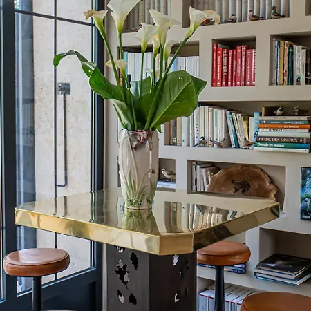 ベッド・アンド・ブレックファスト Chateau Des Perichons Poncins